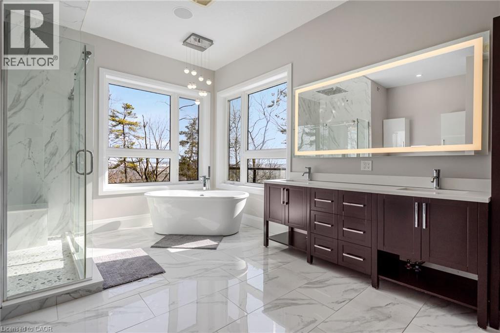 111 GRAND RIDGE Drive thumbnail 30