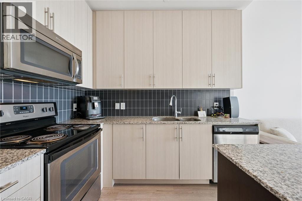 85 DUKE Street Unit# 1707 thumbnail 8