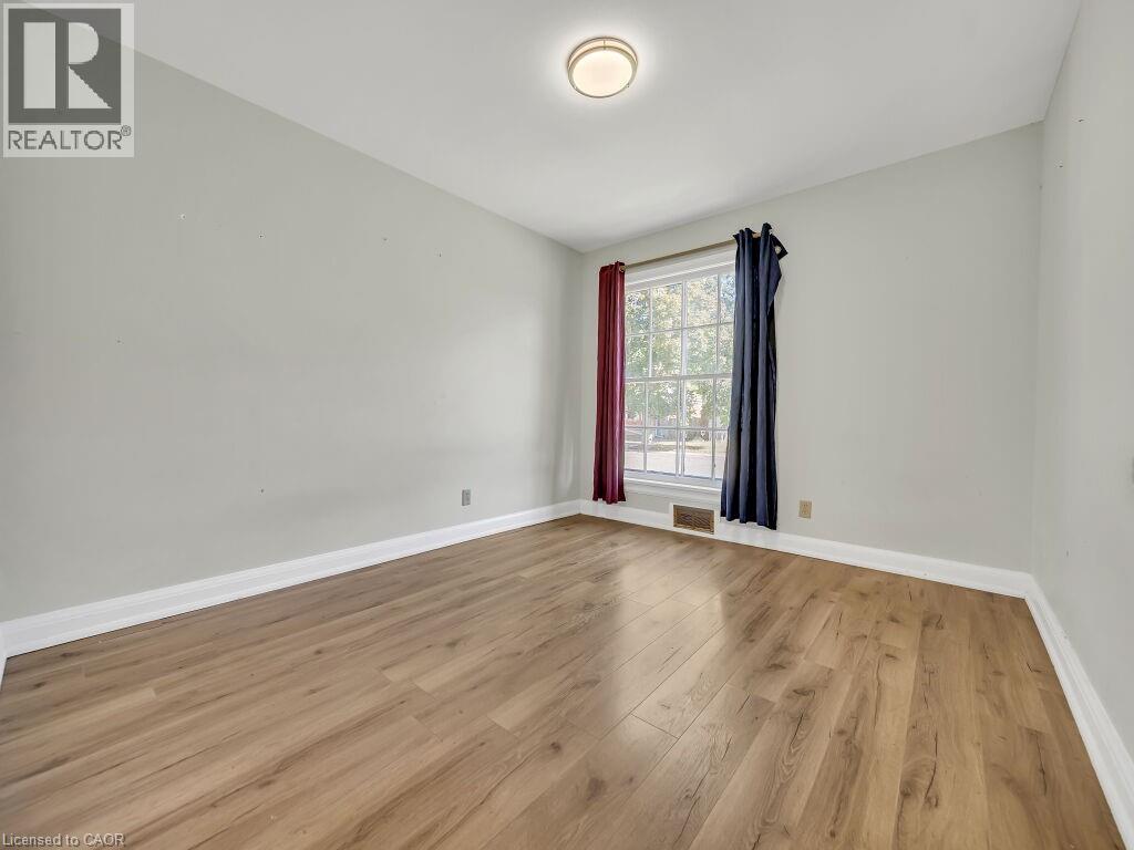 860 VINE Street thumbnail 15