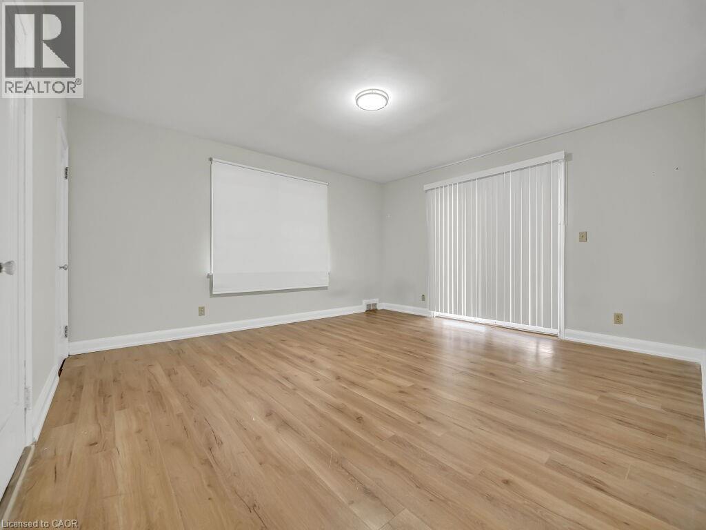 860 VINE Street thumbnail 20