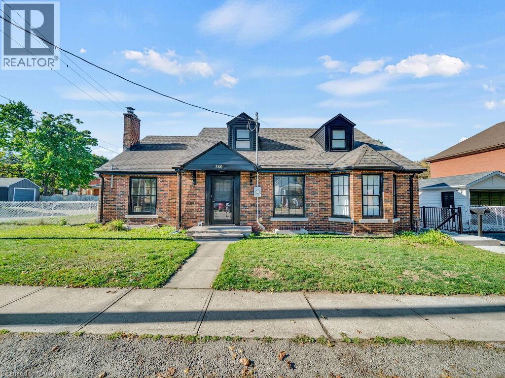 860 VINE Street thumbnail 3