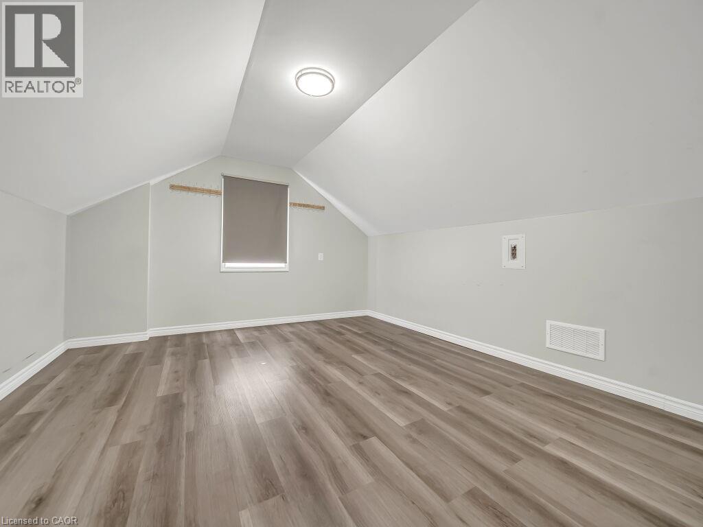 860 VINE Street thumbnail 30