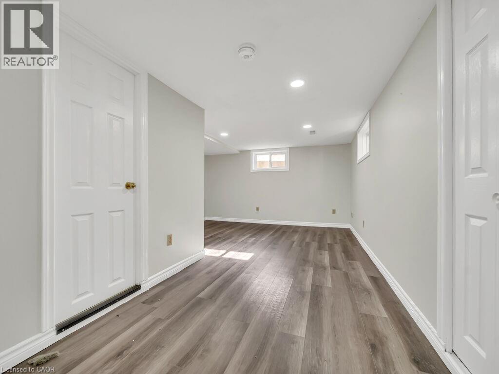 860 VINE Street thumbnail 38