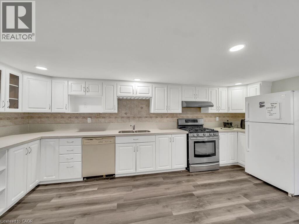 860 VINE Street thumbnail 42