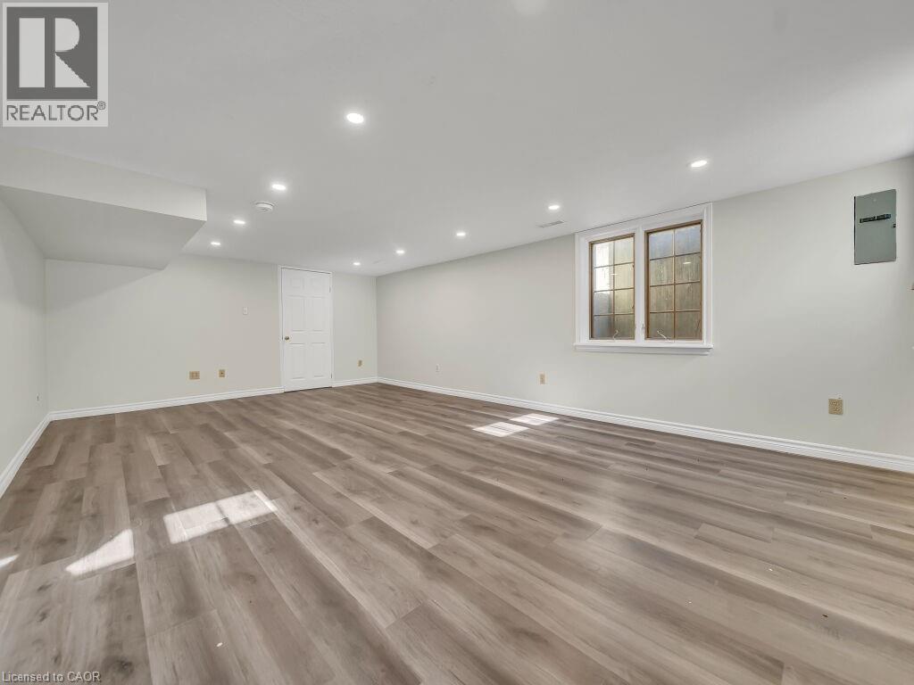 860 VINE Street thumbnail 46