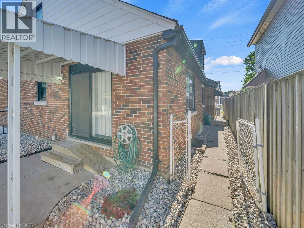 860 VINE Street thumbnail 50