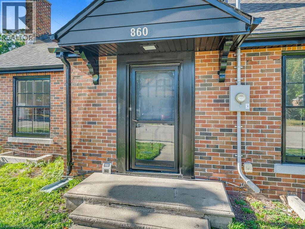 860 VINE Street thumbnail 6