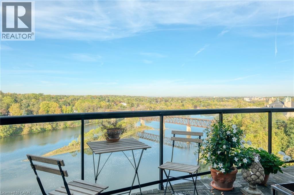 170 WATER Street N Unit# UPH4 thumbnail 3