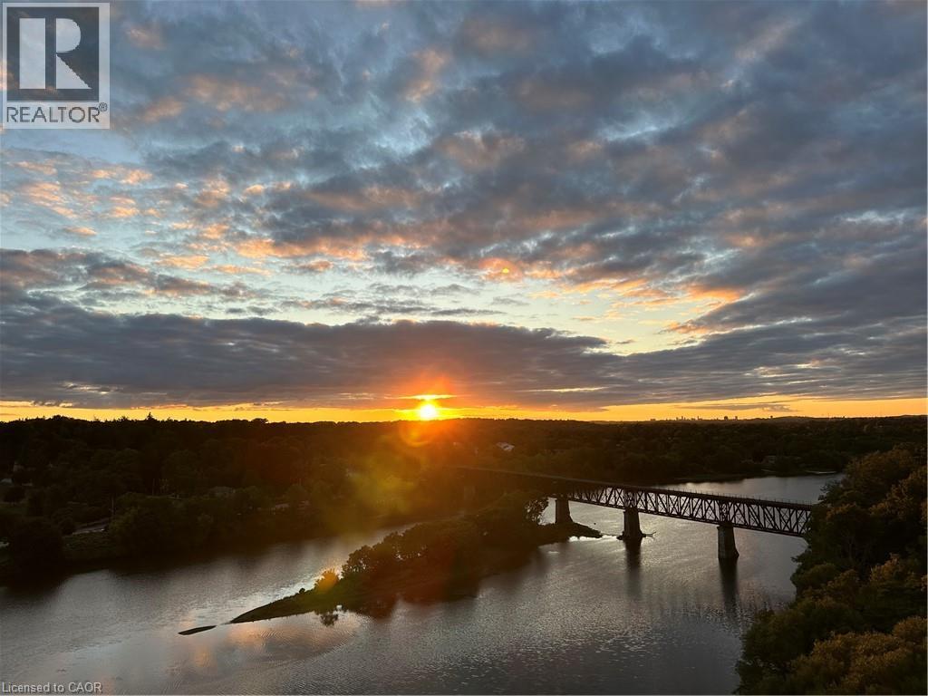 170 WATER Street N Unit# UPH4 thumbnail 38