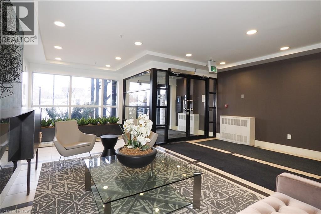 155 ST. LEGER Unit# 206 thumbnail 6