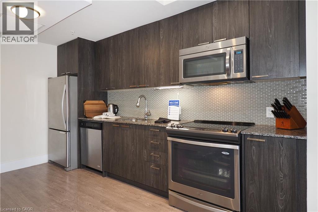 155 ST. LEGER Unit# 206 thumbnail 18