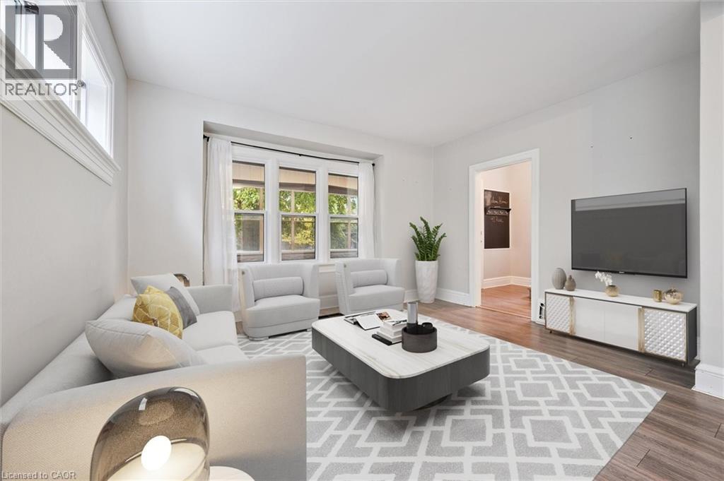 41 ROSE Street thumbnail 5