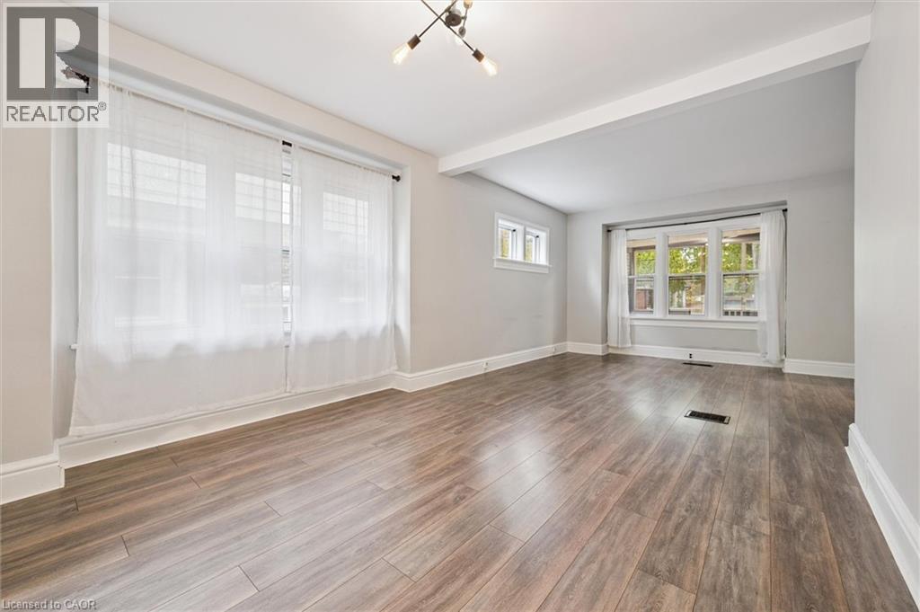 41 ROSE Street thumbnail 12