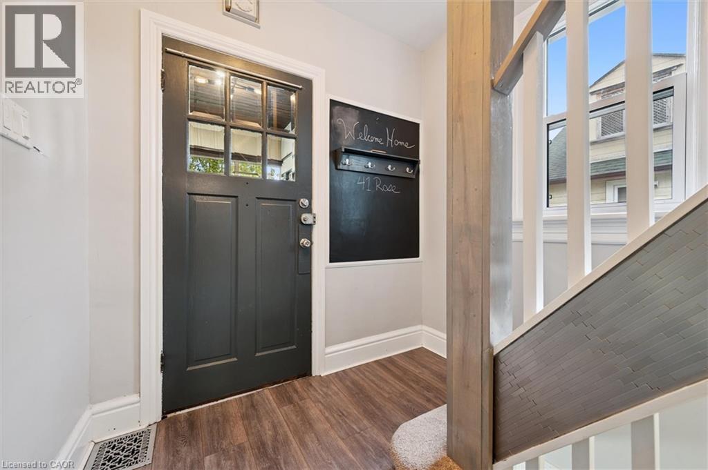 41 ROSE Street thumbnail 4