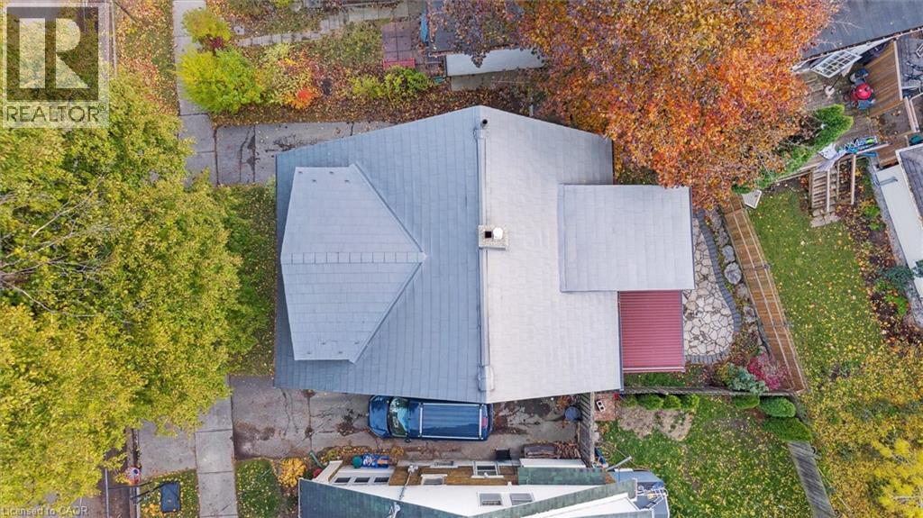 41 ROSE Street thumbnail 45