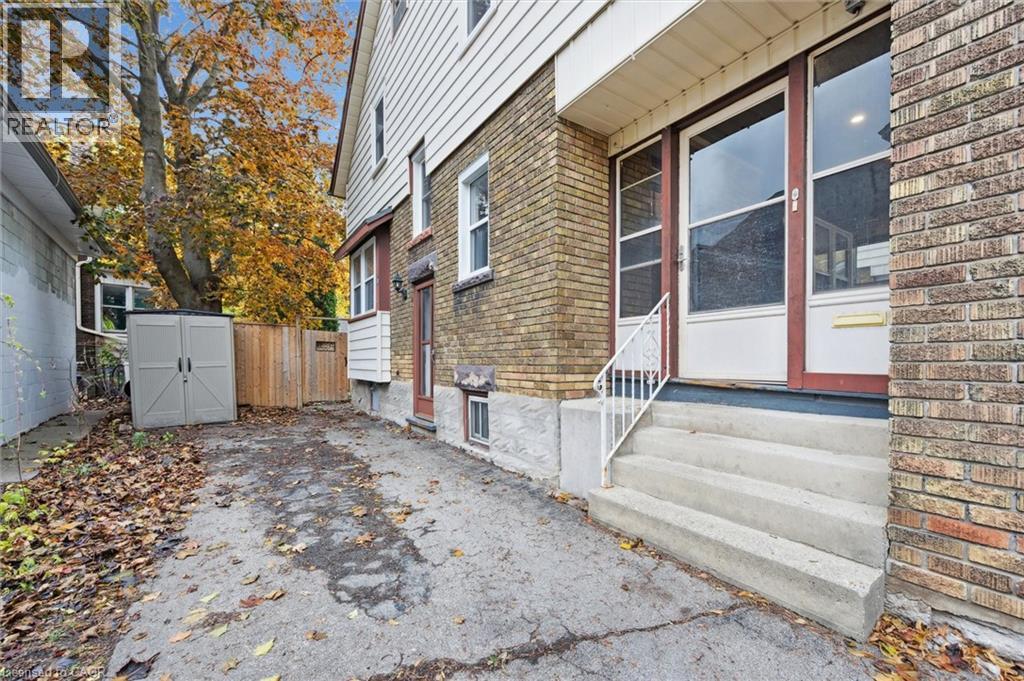 41 ROSE Street thumbnail 43