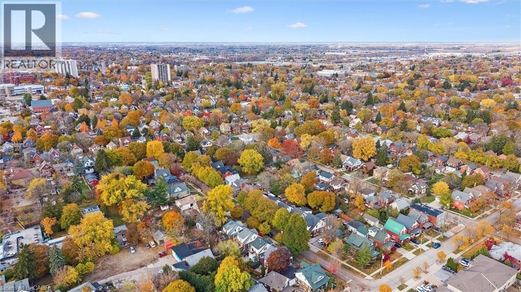 41 ROSE Street thumbnail 48