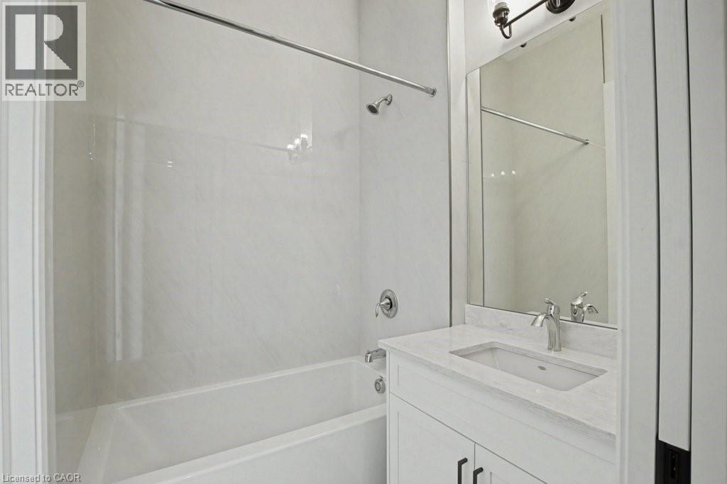 12 ALBERT Street thumbnail 10