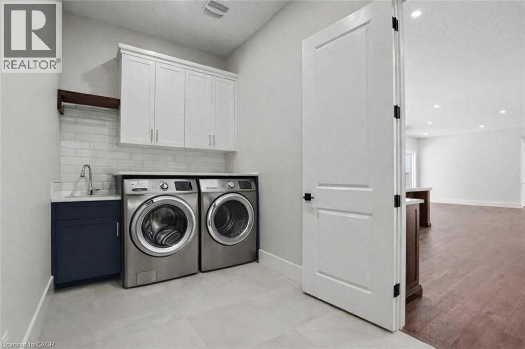 12 ALBERT Street thumbnail 17