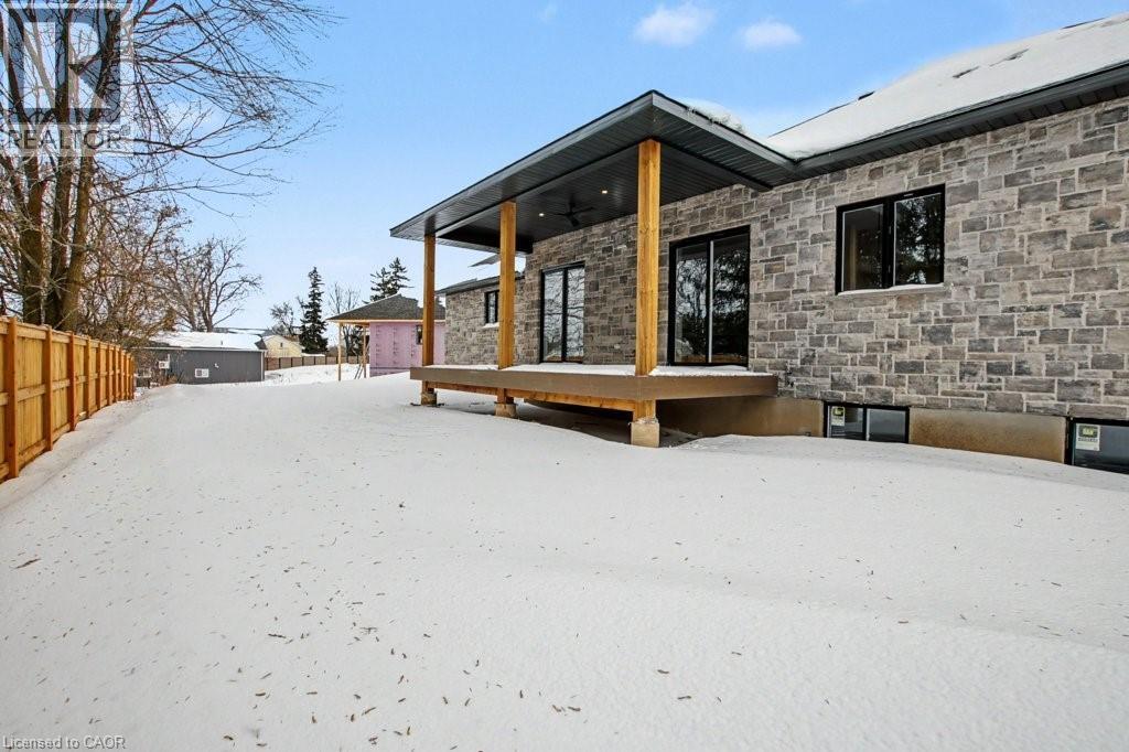 12 ALBERT Street thumbnail 24