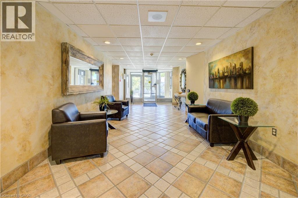 55 GREEN VALLEY Drive Unit# 811 thumbnail 20