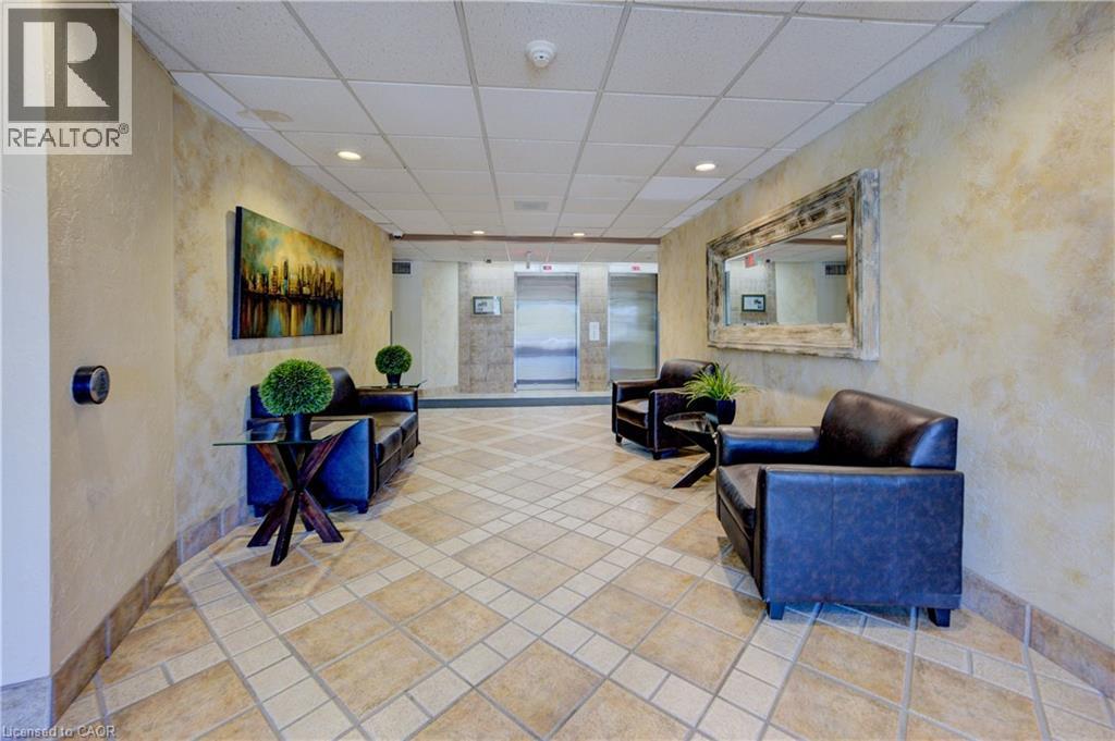 55 GREEN VALLEY Drive Unit# 811 thumbnail 21