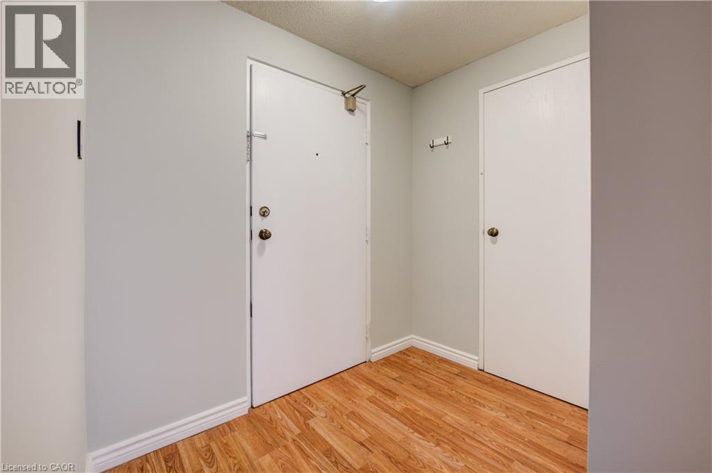 55 GREEN VALLEY Drive Unit# 811 thumbnail 3