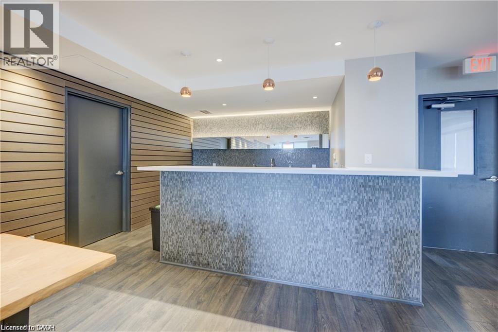 85 DUKE Street W Unit# 703 thumbnail 33