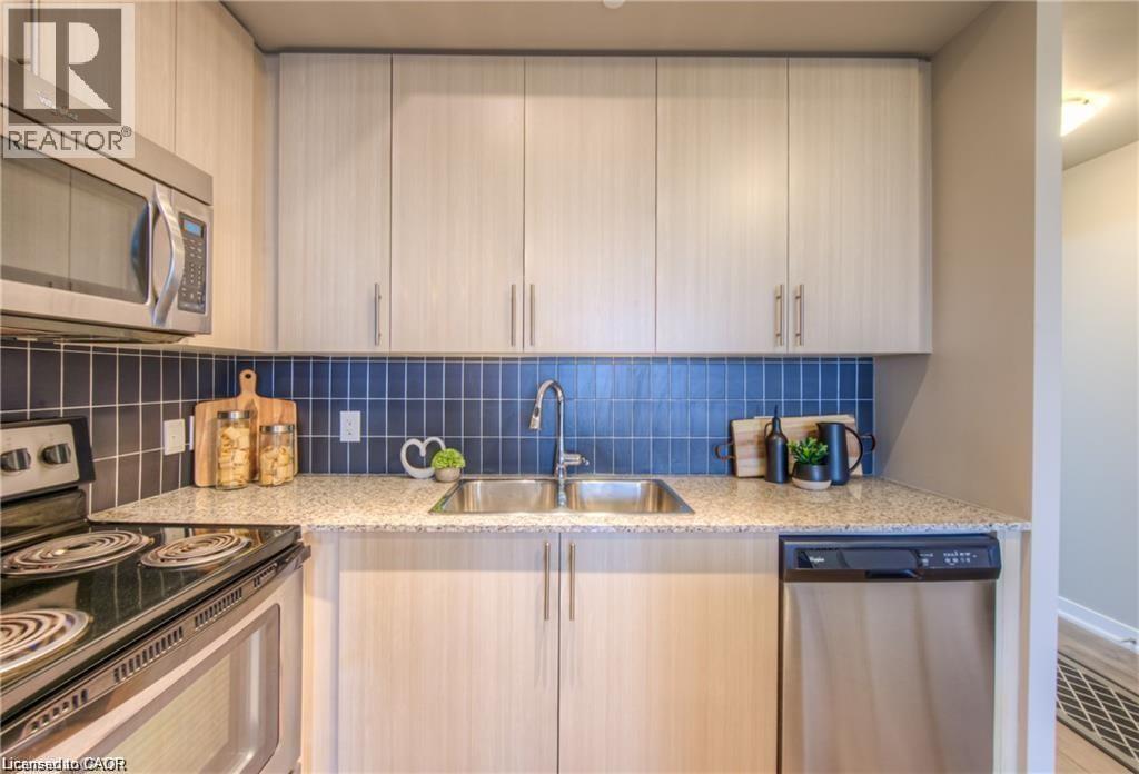 85 DUKE Street W Unit# 703 thumbnail 9