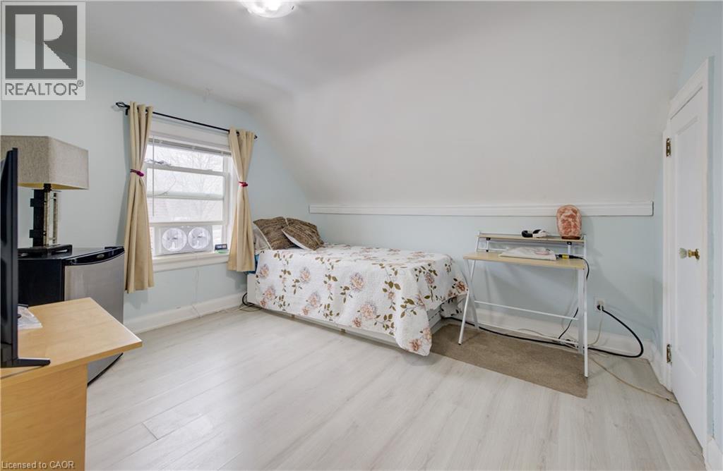 76 BRENTWOOD Avenue thumbnail 23