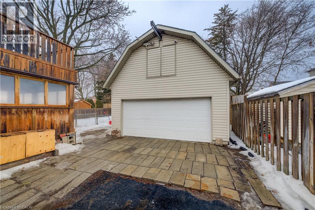 76 BRENTWOOD Avenue thumbnail 38
