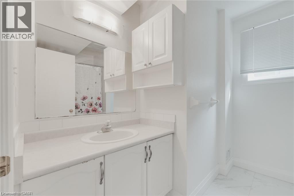 347 KEEWATIN Avenue thumbnail 21