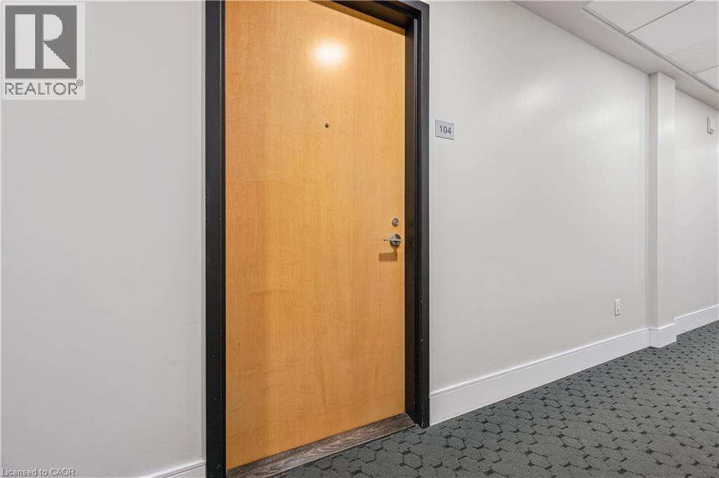 15 PRINCE ALBERT Boulevard Unit# 104 thumbnail 32