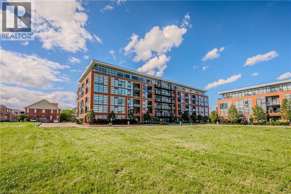 15 PRINCE ALBERT Boulevard Unit# 104 thumbnail 4