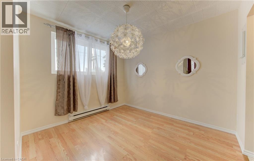 24 MOOREGATE Crescent Unit# 305 thumbnail 14