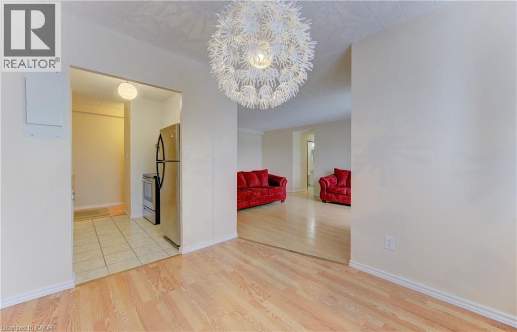 24 MOOREGATE Crescent Unit# 305 thumbnail 12