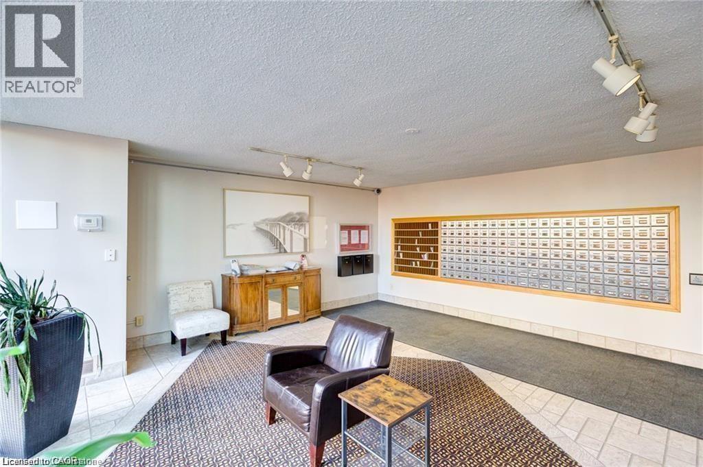 375 KING Street N Unit# 1608 thumbnail 6