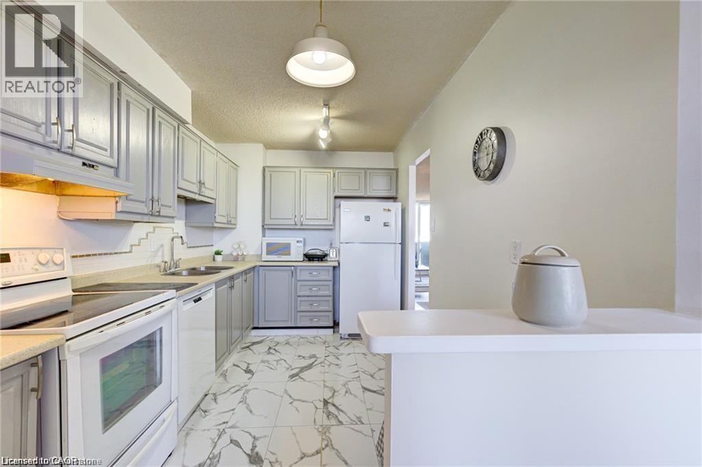 375 KING Street N Unit# 1608 thumbnail 20