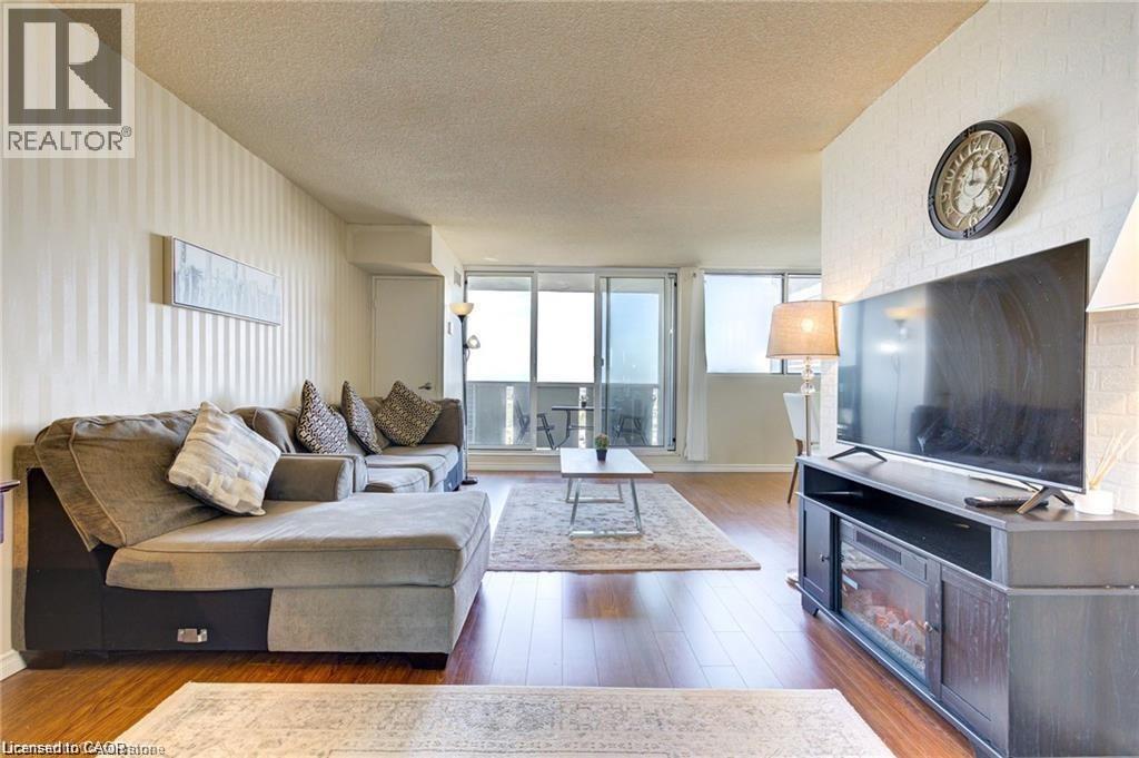 375 KING Street N Unit# 1608 thumbnail 11