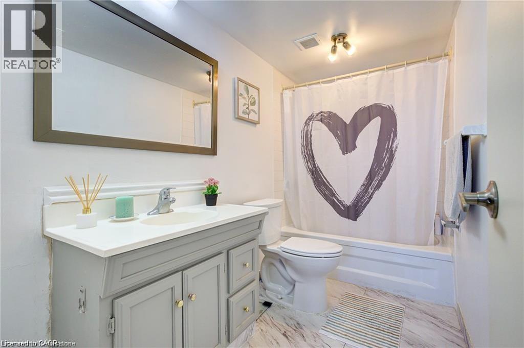 375 KING Street N Unit# 1608 thumbnail 29