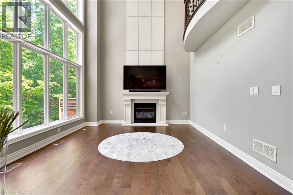 258 EDGEWATER Crescent Unit# 8 thumbnail 18