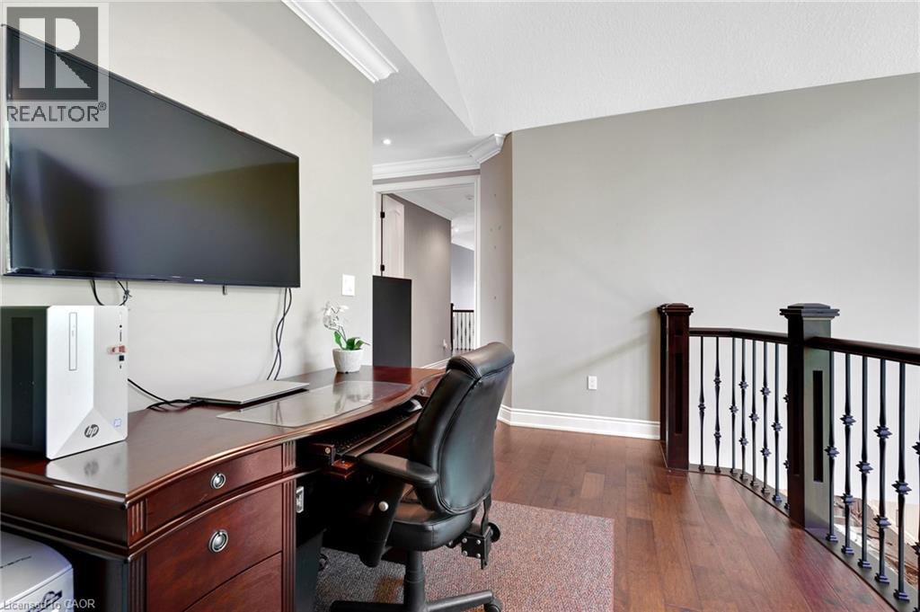 258 EDGEWATER Crescent Unit# 8 thumbnail 35