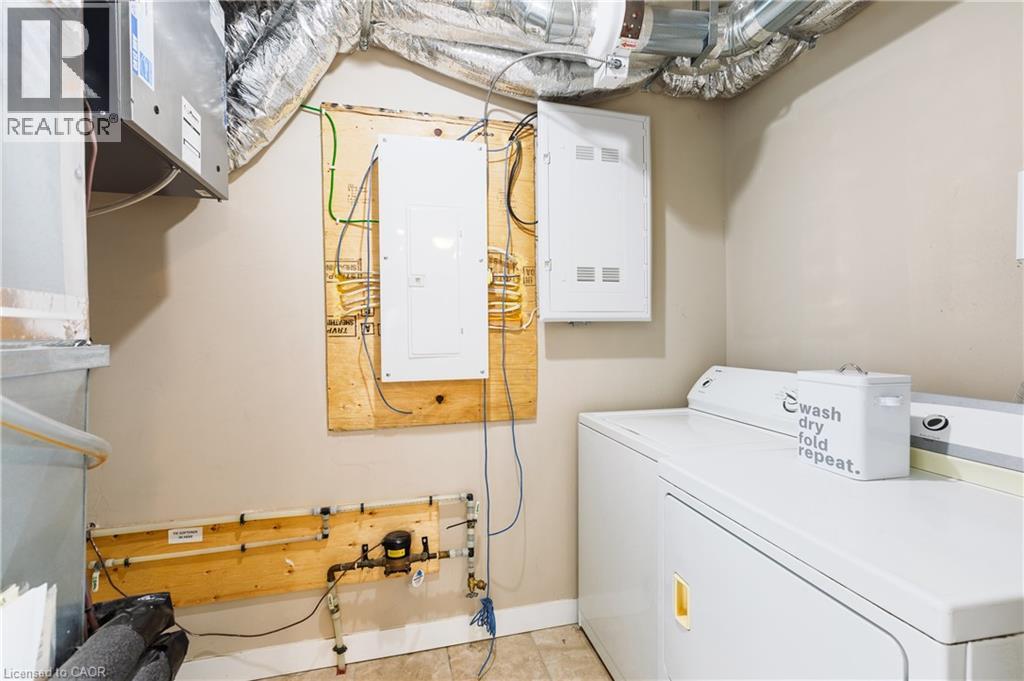 160 ROCHEFORT Street Unit# E5 thumbnail 24