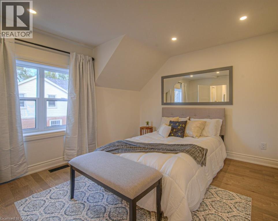 30 DUNBAR Road S thumbnail 17