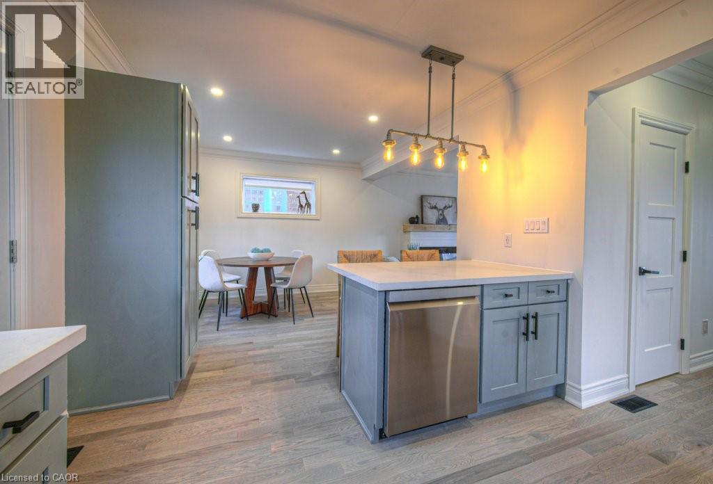 30 DUNBAR Road S thumbnail 7