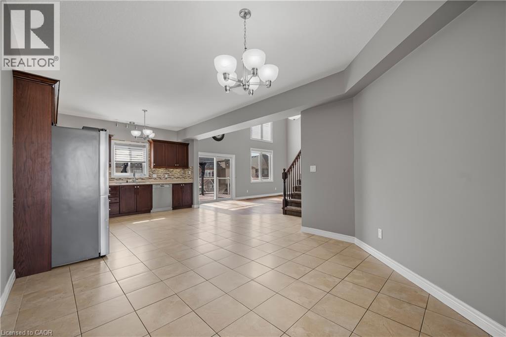 561 THOMAS SLEE Drive thumbnail 10