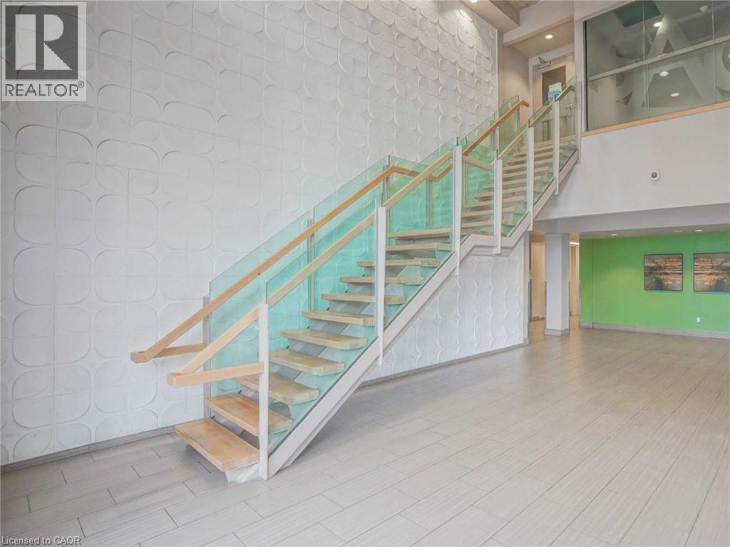 8 HICKORY Street W Unit# 1105 thumbnail 4