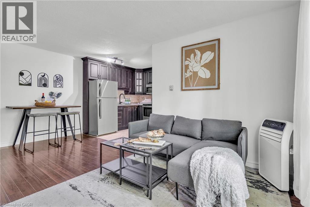 119 CEDAR Street S Unit# 7 thumbnail 4