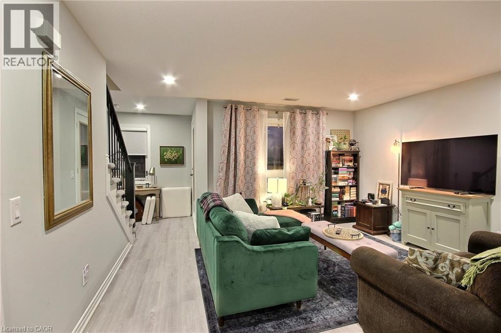 287 CHAPEL HILL Drive thumbnail 7