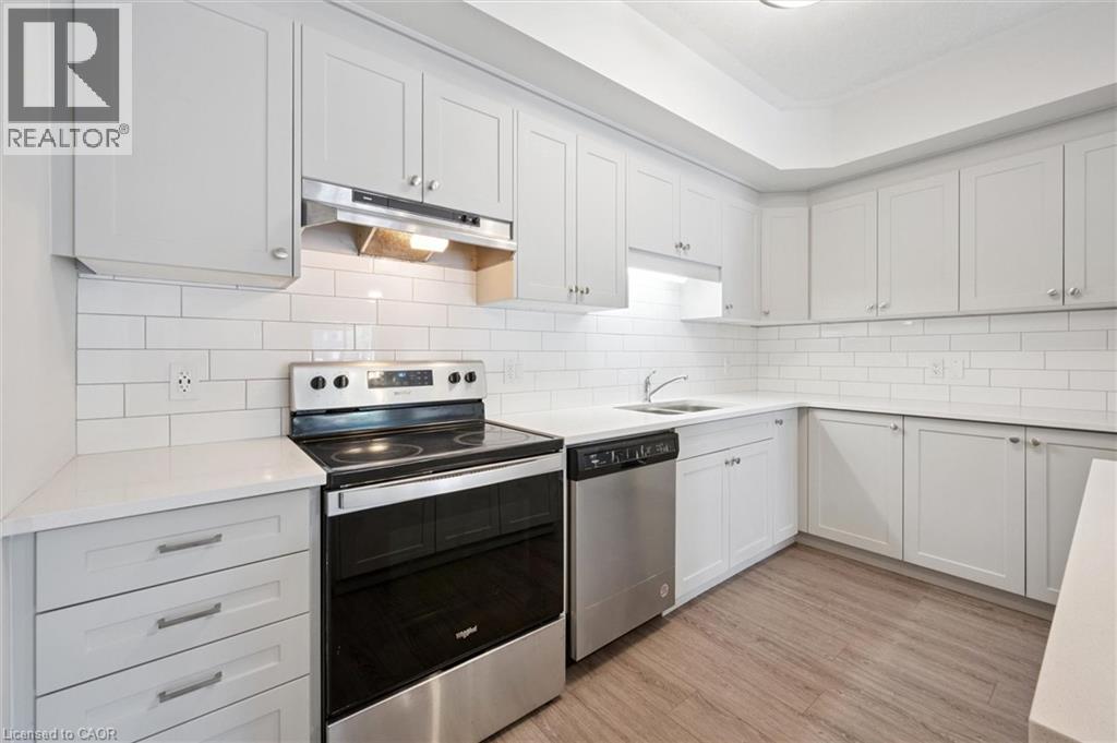 25 ISHERWOOD Avenue Unit# C34 thumbnail 8